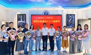 党委书记李德平教师节走访慰问附属学校一线教师